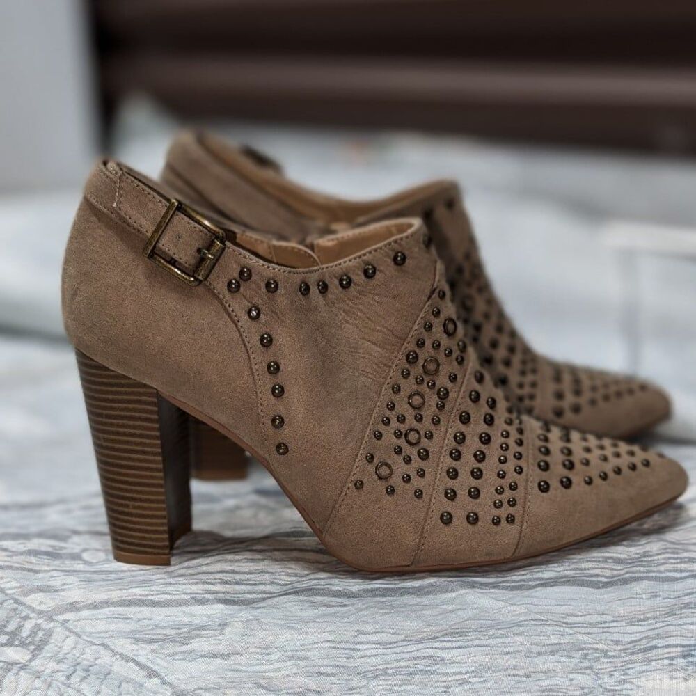 Western Studded Pointed Toe Ankle Booties Tan Block Heel Kaari Blue Sz 10‎